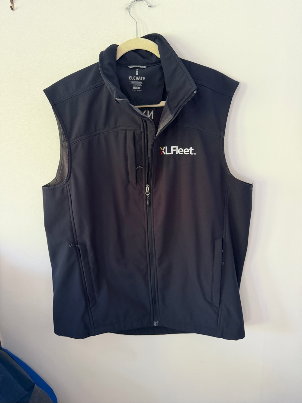 XLFleet Men's navy Softshell Vest by Elevate
